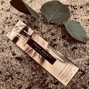 𝙵𝚎𝚗𝚝𝚢𝙱𝚎𝚊𝚞𝚝𝚢 𝚄𝚗𝚋𝚞𝚝𝚝𝚘𝚗 𝙼𝚊𝚝𝚝𝚎